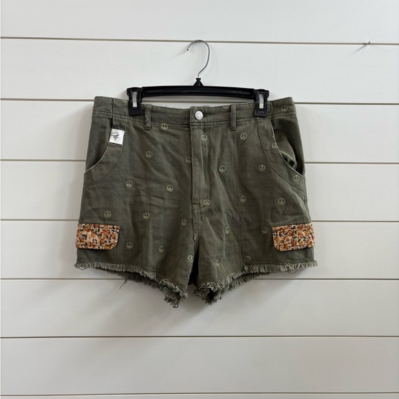 Jaded Gypsy Cargo Shorts with Patterned Accents - Picture 1 of 8